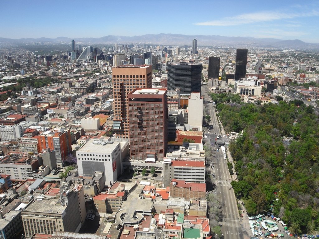 (u.a. zu sehen: Torre Mayor, Angel de la Independencia, Polanco, Torre PEMEX, Monumento a la Revolucion, Hemiciclo a Juarez, Alameda)